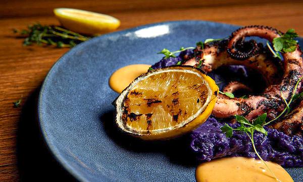 $75pp Six-Course Discovery Shared Menu at Vu Restaurant in Surry Hills