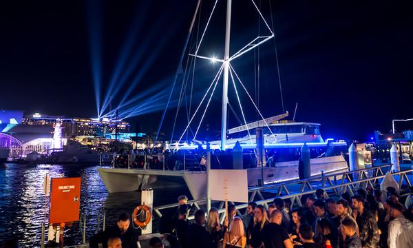 See the Bright Lights of Vivid on a Sydney Harbour Cruise with Drinks!
