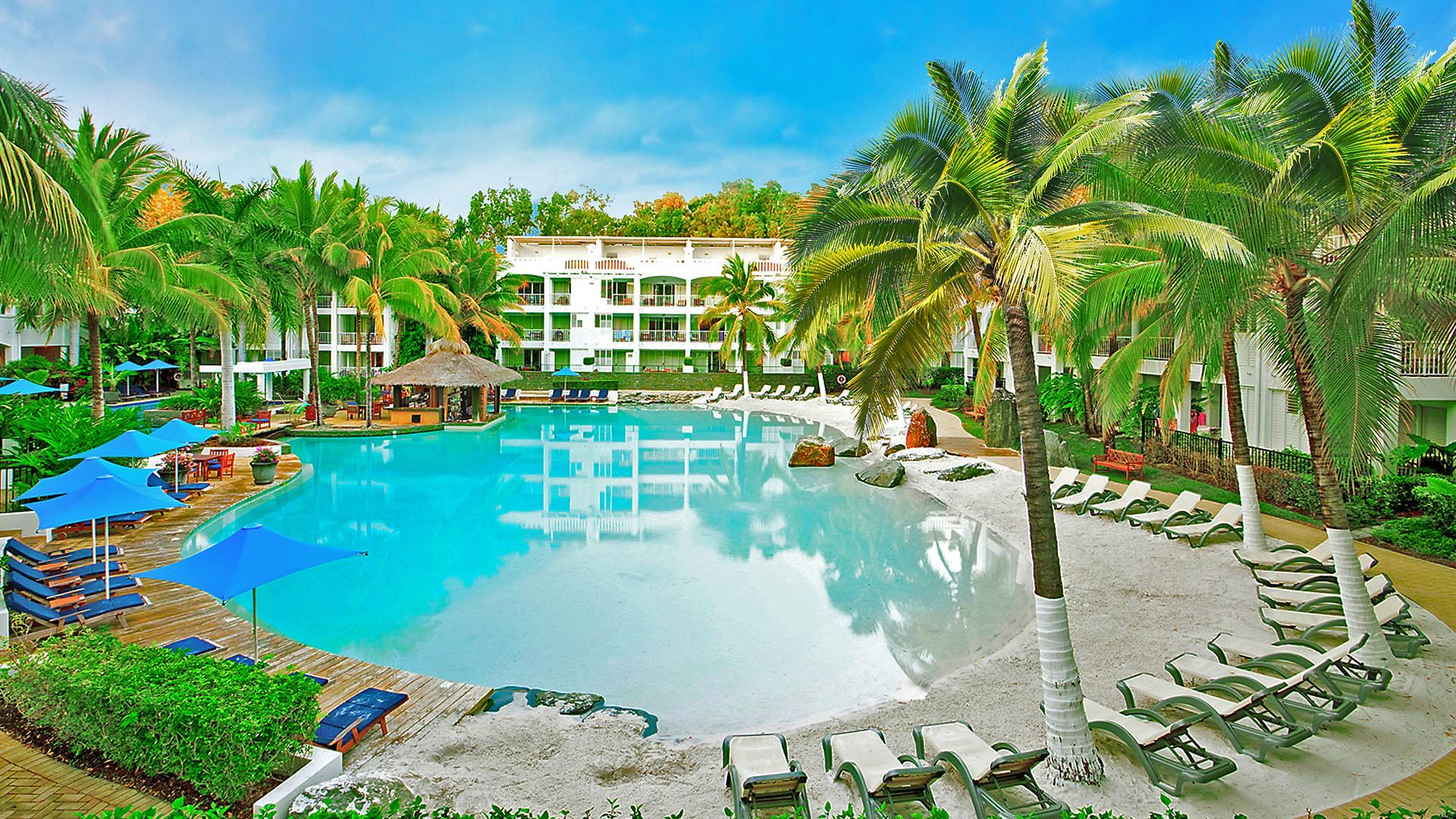 Iconic Peppers Beachfront Escape with AU100 Drinks & Dining Credit, Palm Cove, QLD