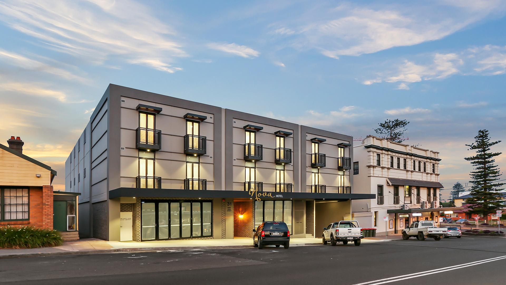 Coastal Kiama Boutique Hotel Escape with Local Breakfast Basket, Kiama, New South Wales