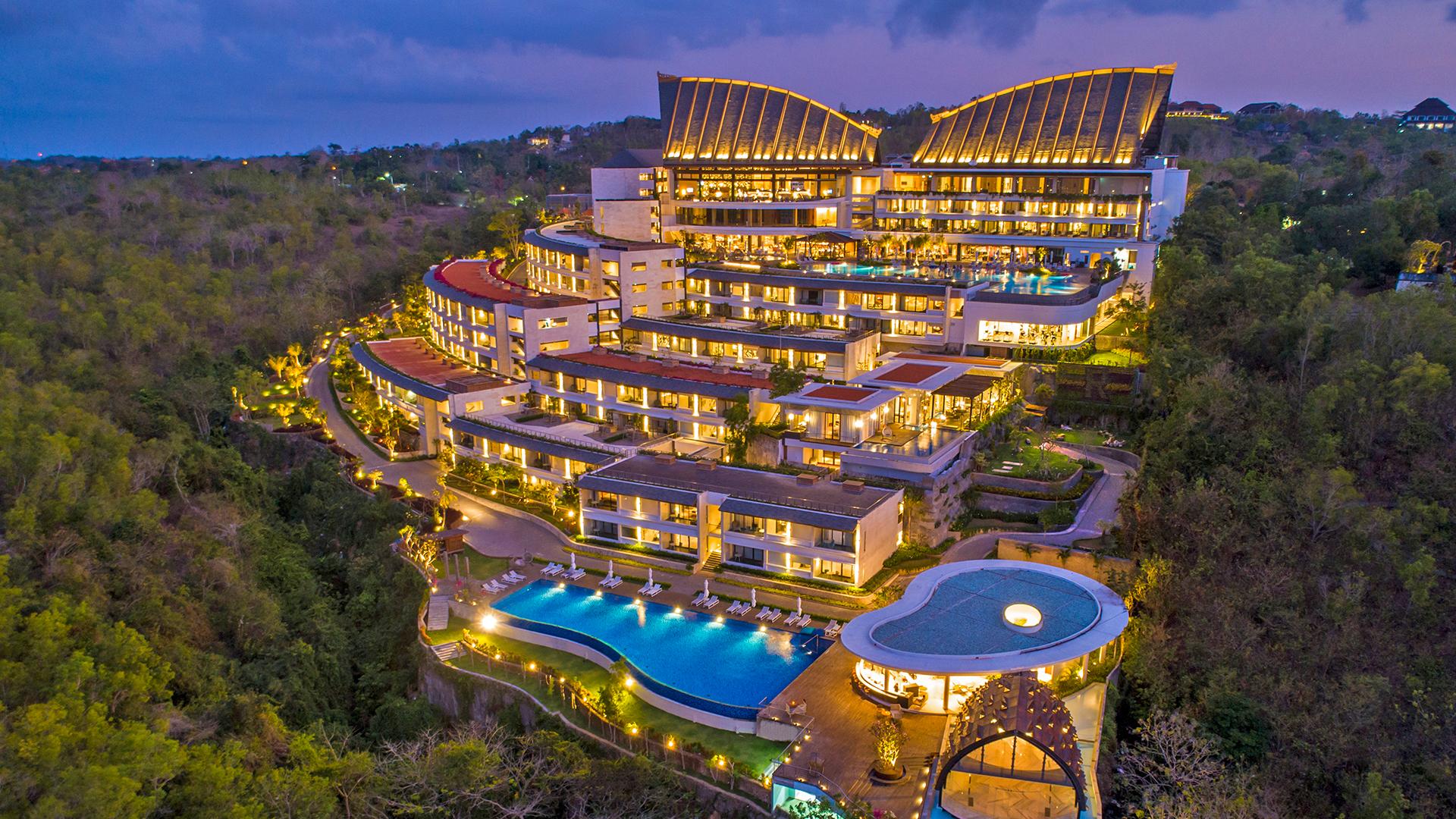 Spectacular Uluwatu  Escape with Exquisite Dining 