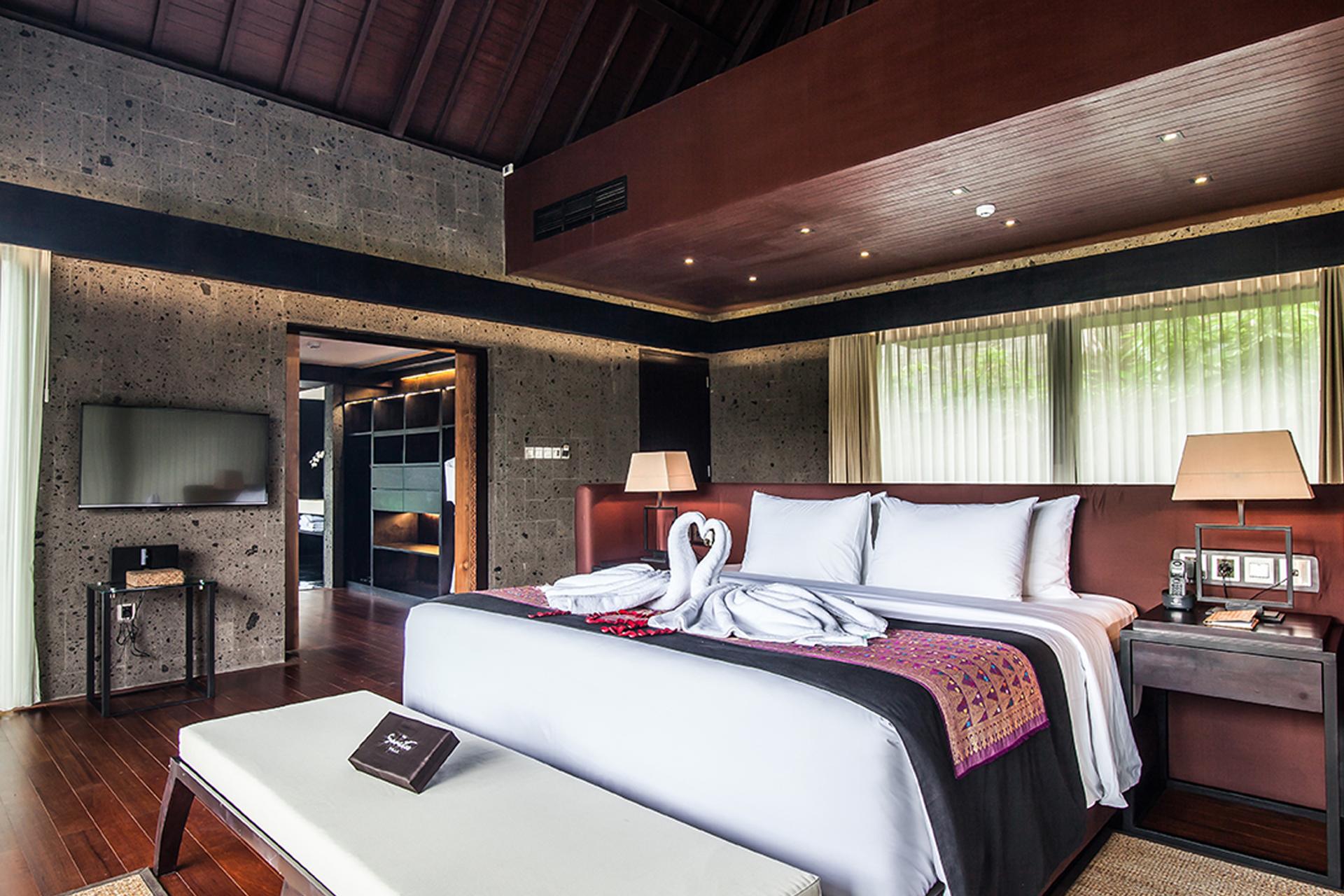 Luxe Villa Getaway with Private Pool and Unlimited Access ...