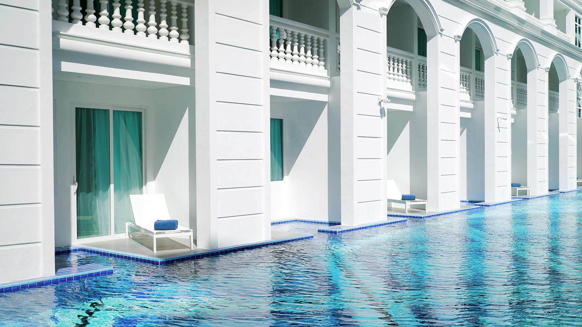 Deluxe Pool Access Room image 1 at Mövenpick Myth Hotel Patong Phuket by Amphoe Kathu, Chang Wat Phuket, Thailand