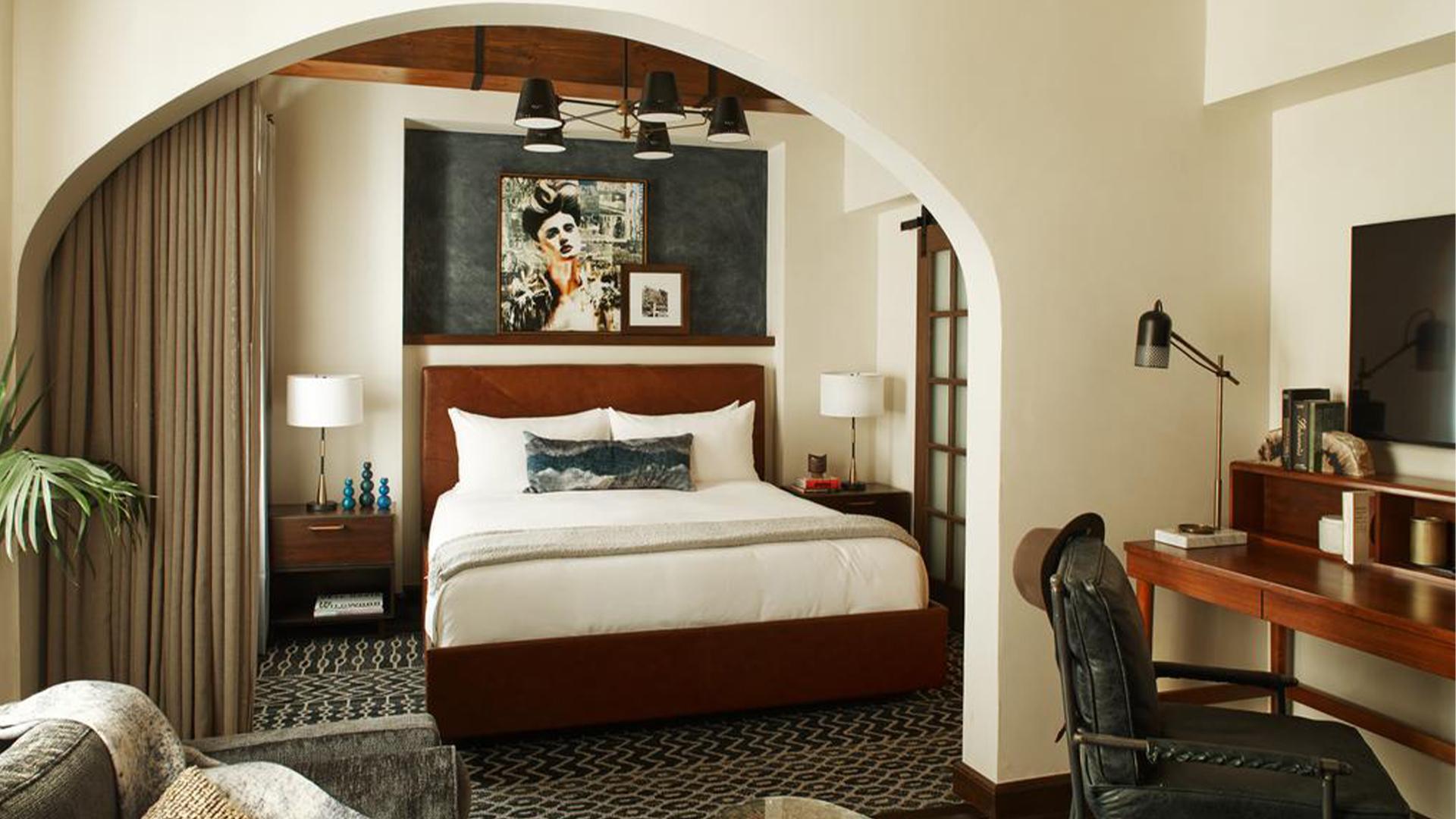 Classic Suite image 1 at Hotel Figueroa by Los Angeles County, California, United States