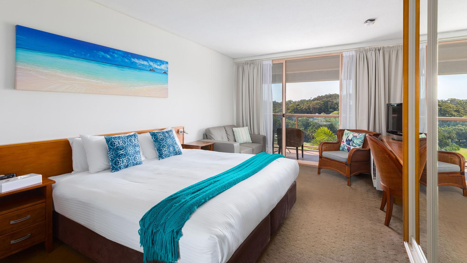 Coffs Harbour Coastal Retreat with Direct Beach Access, Coffs Harbour