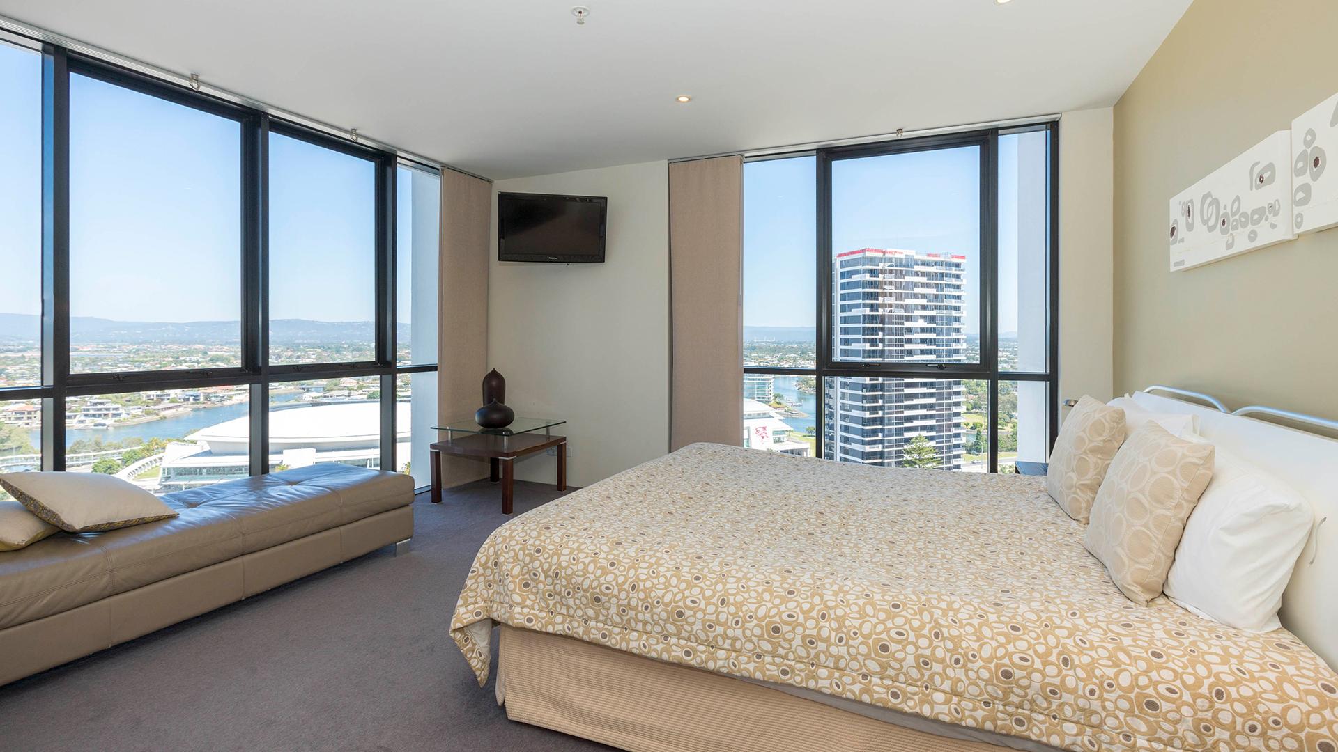 Gold Coast OceanView Family Escape in the Heart of Broadbeach, Gold