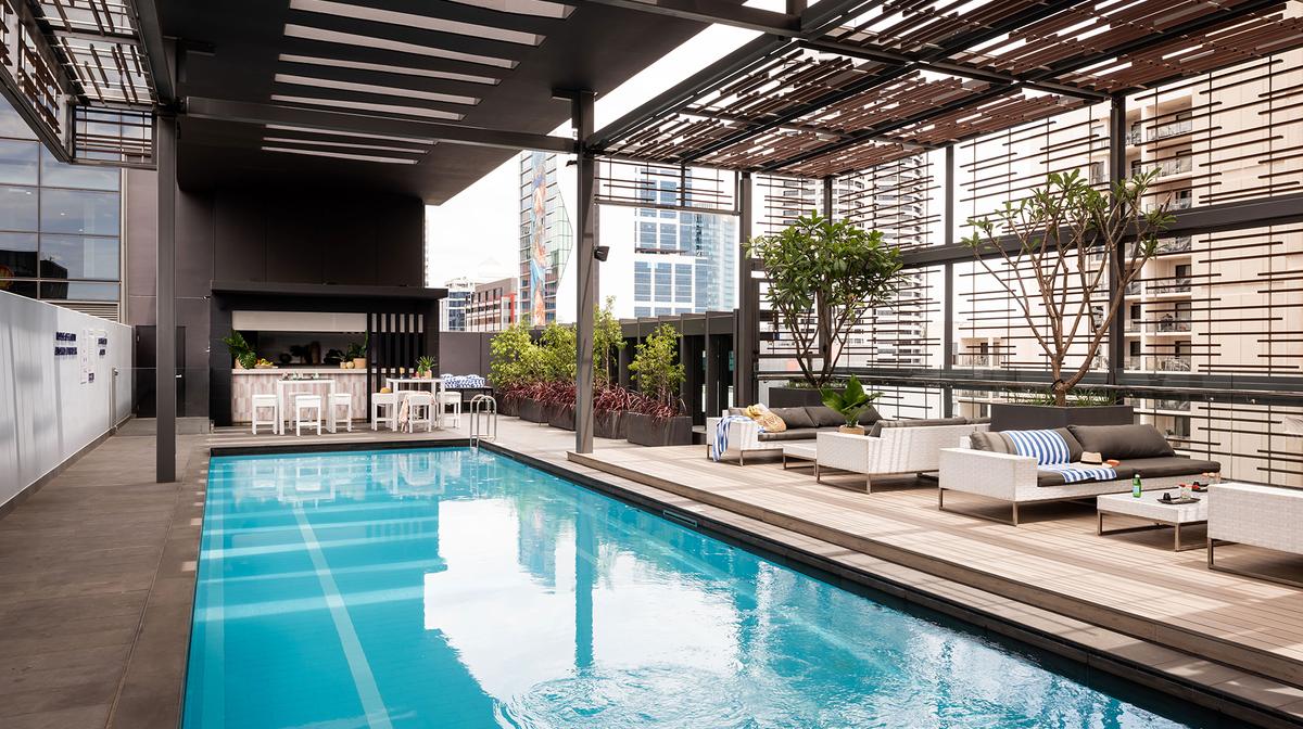 Chic Novotel Perth City Break with Rooftop Pool, Daily Breakfast & Nightly Drinks