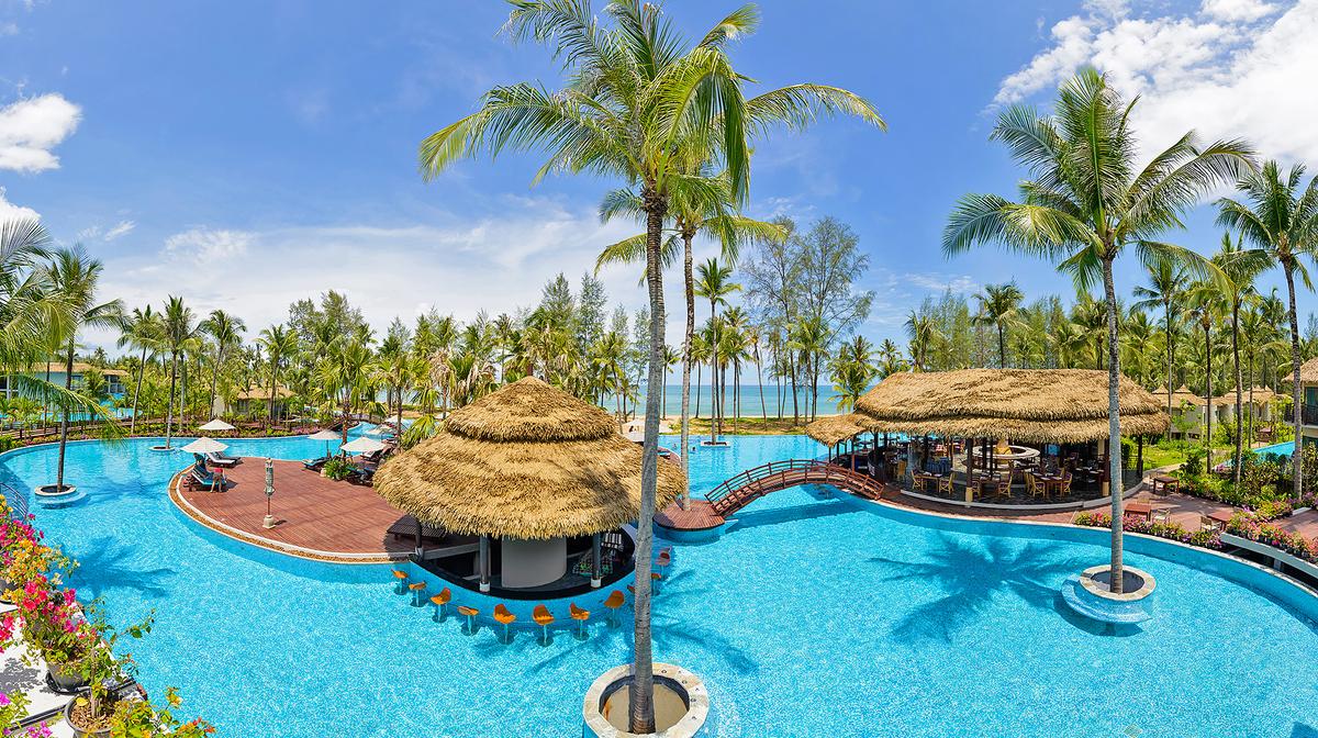 Five-Star Khao Lak Beachside Oasis with Daily Breakfast, Lunch or Dinner & Free-Flow Cocktail Hour