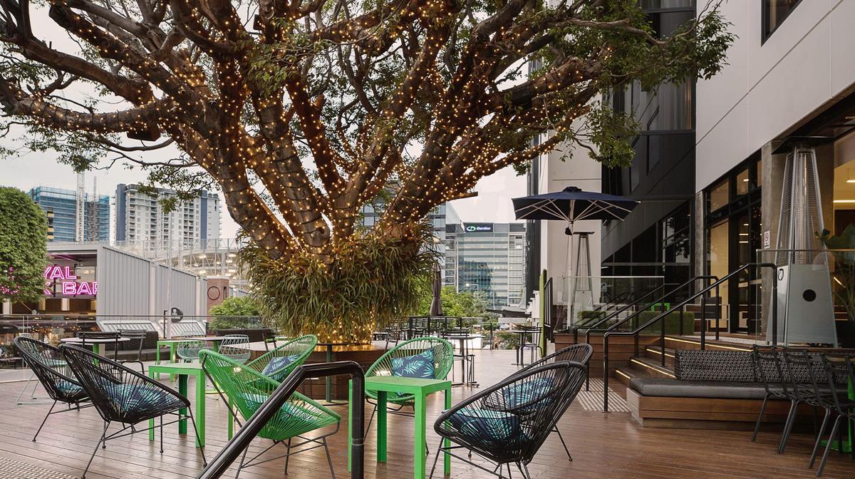 Brisbane Fortitude Valley Escape with Daily Sparkling Wine Buffet Breakfast