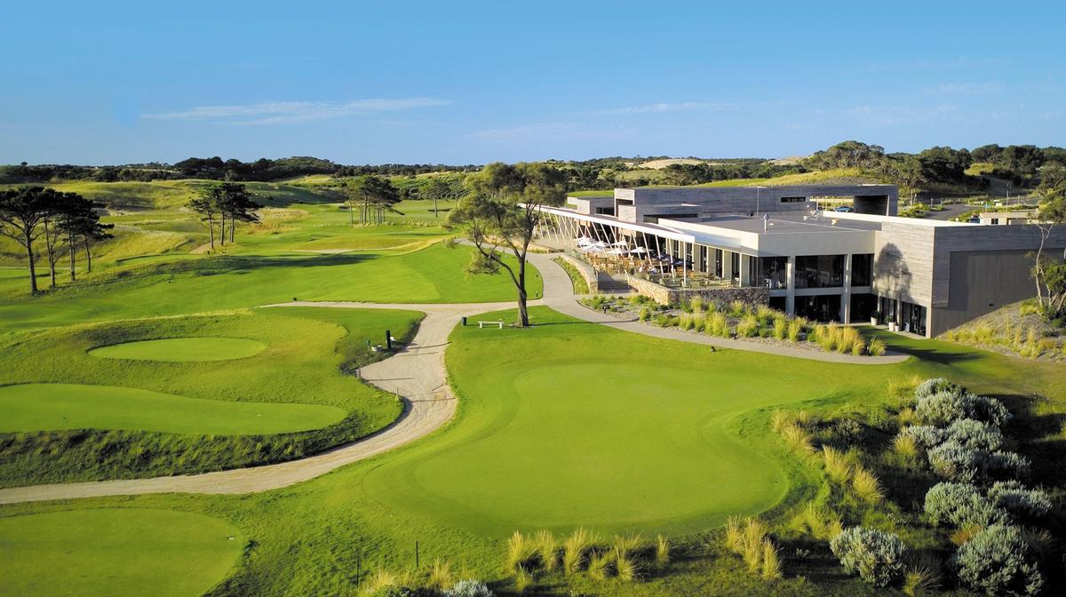 Serene Mornington Peninsula Peppers Escape with Daily Breakfast, Nightly Drinks & Two Championship Golf Courses