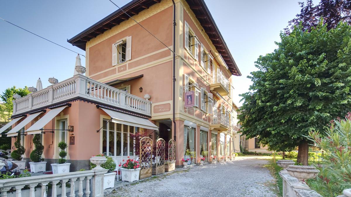 Historic Piedmont Escape in the Heart of Italy’s Wine Country with Daily Breakfast & Wine Tasting