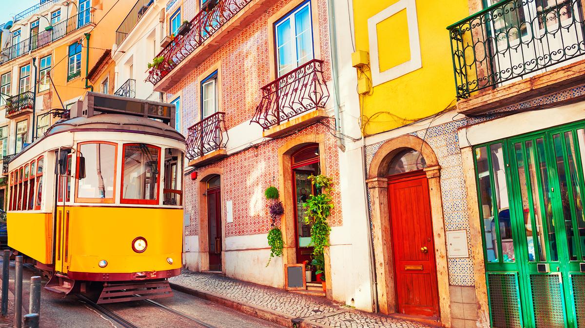 Spain, Portugal & Morocco: 21-Day Tour with Douro River Cruise, Flamenco Show & Guided City Tours