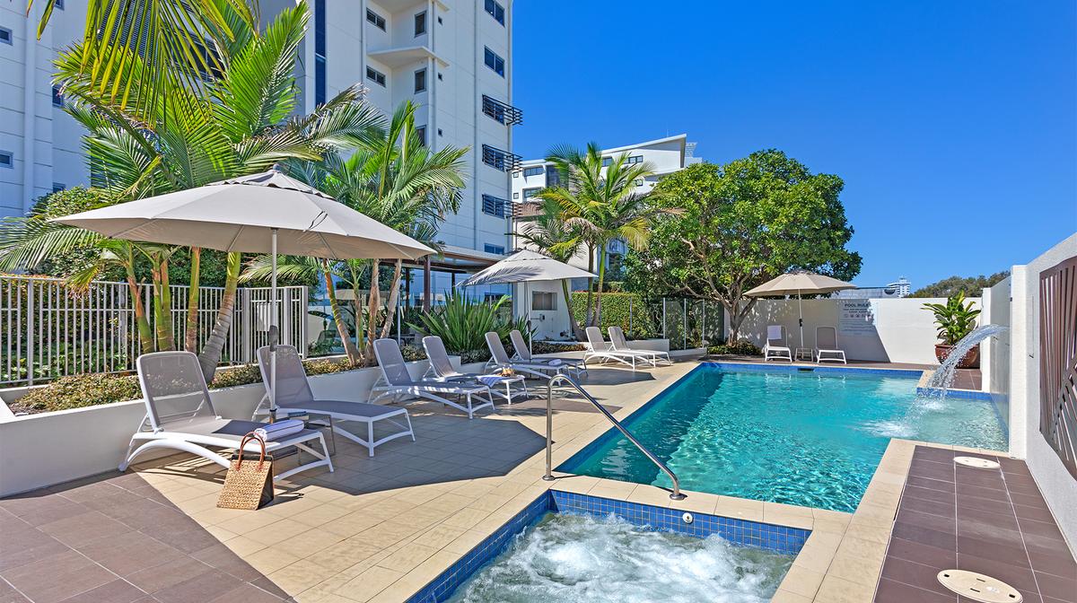 Airy Sunshine Coast Self-Contained Apartments Steps from Mooloolaba Beach with Hinterland Food & Wine Tour Upgrade