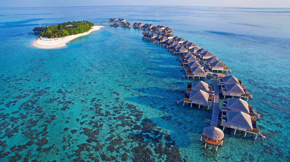 Maldives Adults-Only Private Pool Villas with All-Inclusive Dining, Unlimited Drinks & Roundtrip Speedboat Transfers