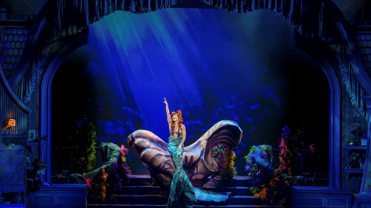Sydney & Eden: 5 Night Disney Wonder New Year Celebration Cruise 