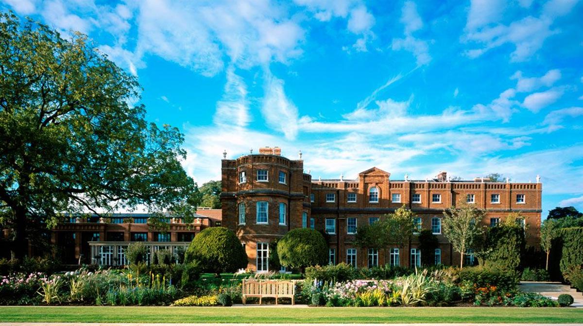 Five-Star Heritage Hertfordshire Country Retreat with Award-Winning Spa & Championship Golf Course 