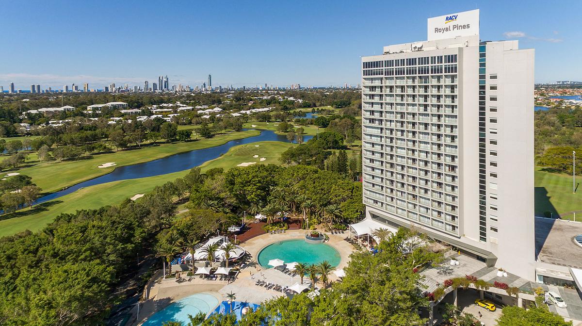 Award-Winning Gold Coast Resort with Daily Breakfast, Daily A$50 Dining Credit & Championship Golf Course