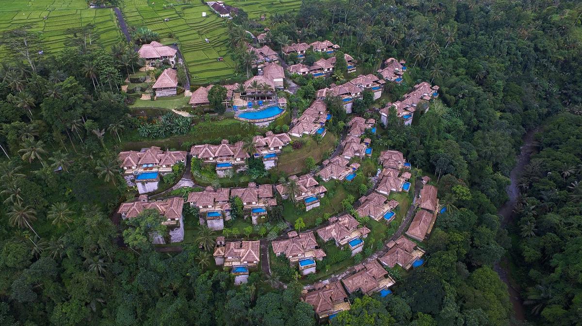 Ubud Boutique Hillside Private Pool Villa Retreat with Daily Breakfast, Daily Choice of Lunch or Dinner & Nightly Cocktails