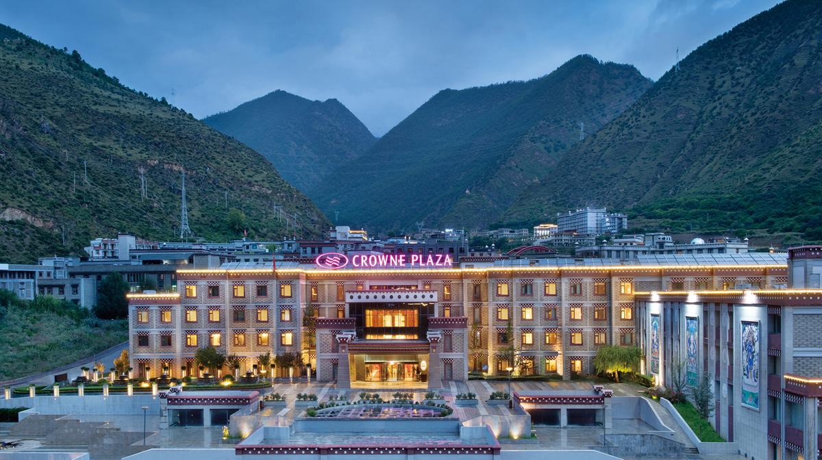 Secluded Escape in China's Daocheng Yading Scenic Area