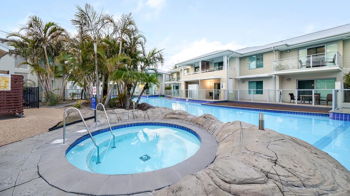 Idyllic Oaks Resort Studio Stay in the Heart of Port Stephens with Tropical Lagoon Pool