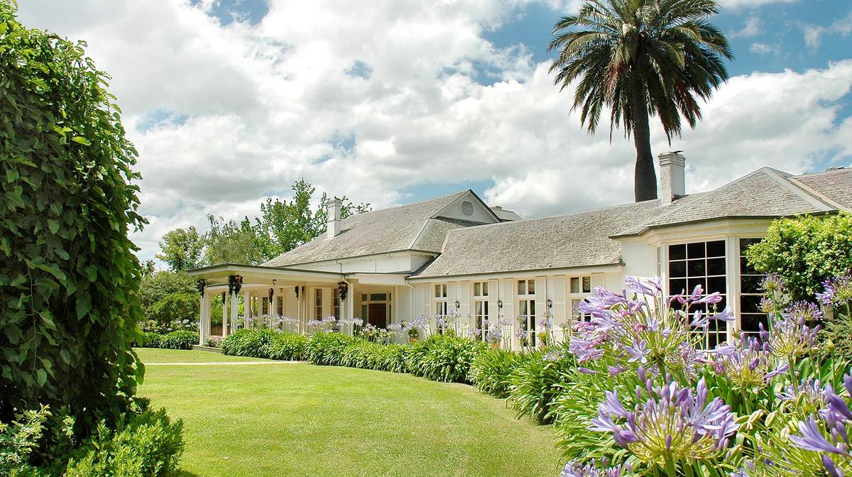 Heritage-Listed Stay in Victoria’s Yarra Valley with Daily Breakfast & A$50 Dining Credit