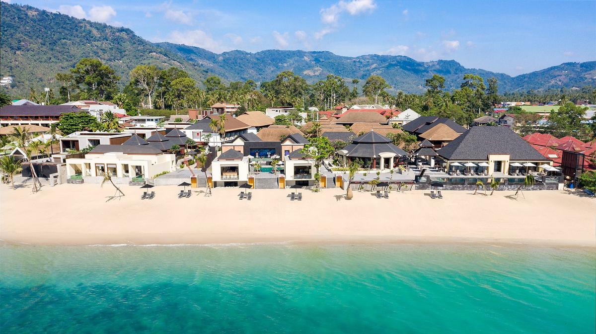 Koh Samui Beachfront Retreat with Daily Breakfast, Daily Lunch or Dinner & Nightly Cocktails