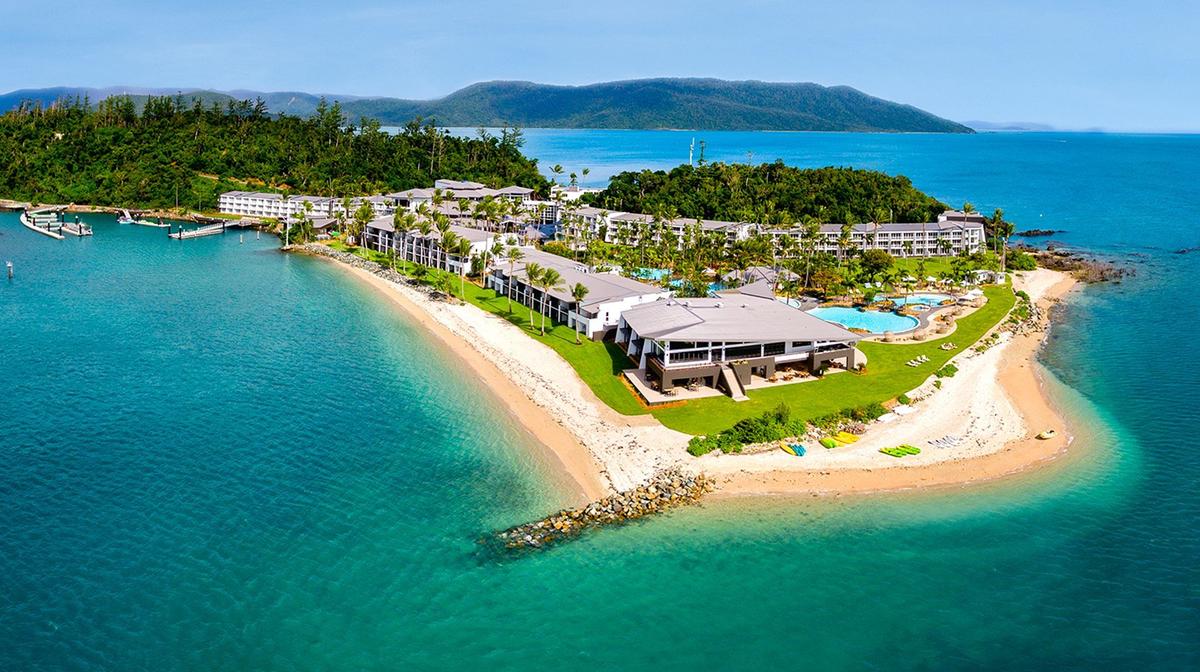 Iconic Daydream Island Great Barrier Reef Escape in the Heart of the Whitsundays