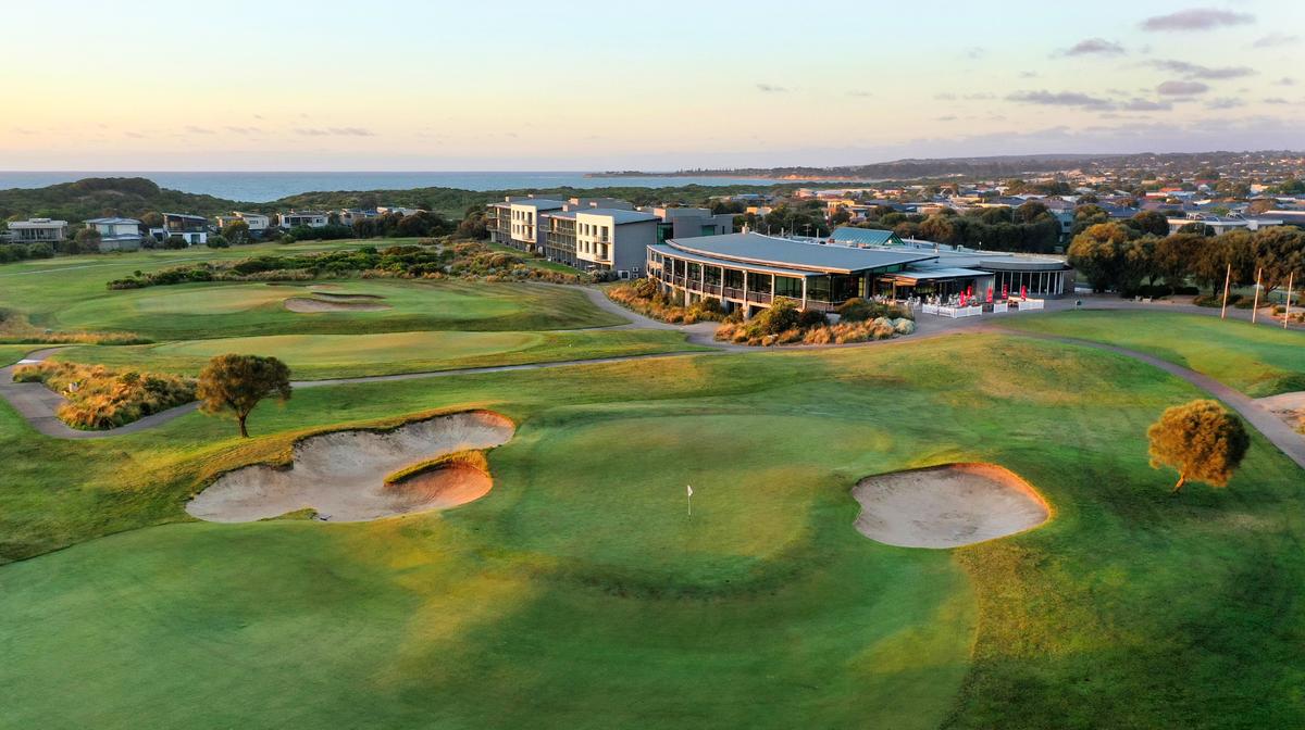 Great Ocean Road Coastal Resort with Daily Breakfast & 18-Hole Championship Course