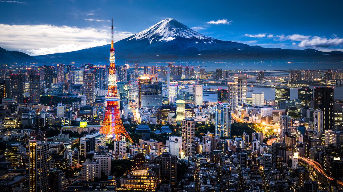 Ultimate Japan Tour From Tokyo to Osaka with International Flights, Mount Fiji Stay & Kyoto to Hiroshima Bullet Train 