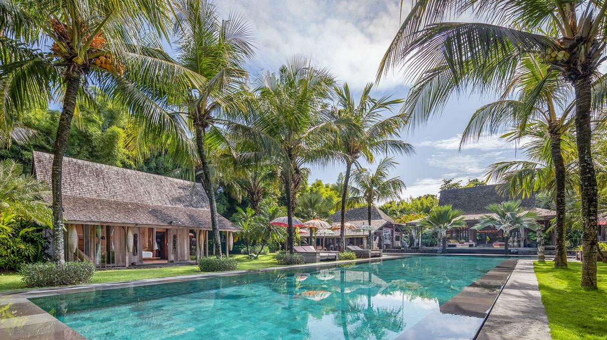 Seminyak Boutique Bohemian Oasis with Daily Breakfast, Nightly Cocktails & One Child Stays Free