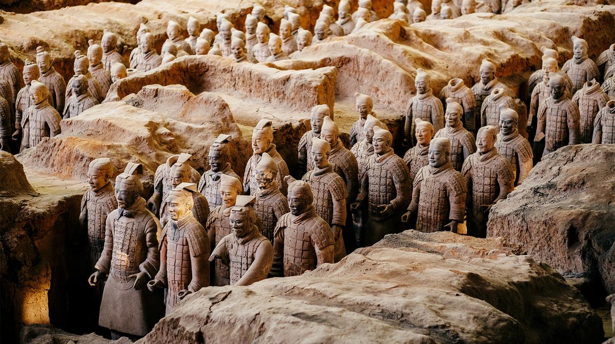 China 2024 Luxury Tour with Shangri-La Stays, Great Wall, Terracotta Warriors & High-Speed Train Transfers