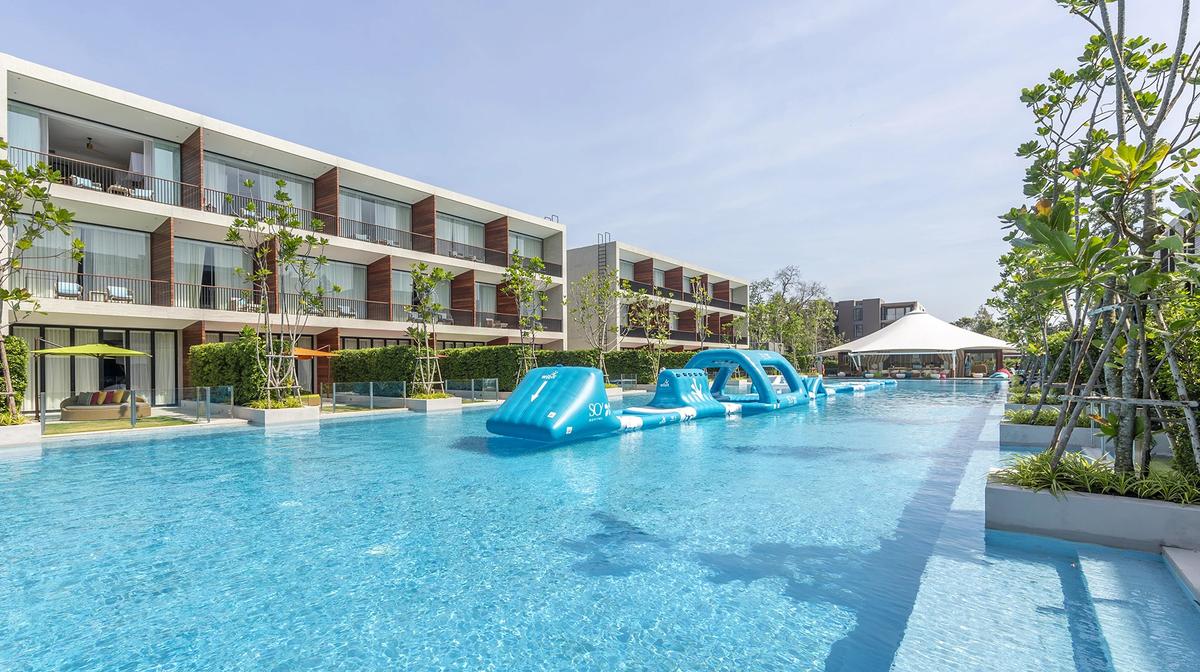 SO/ Thailand Sea to City: Hua Hin & Bangkok Escape with Daily Breakfast & Nightly Cocktails + Airport & Hotel Transfers