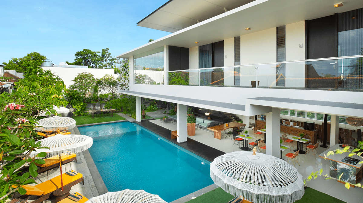 Boutique Seminyak Escape with Beach Club Passes, Daily Breakfast & Nightly Dinner