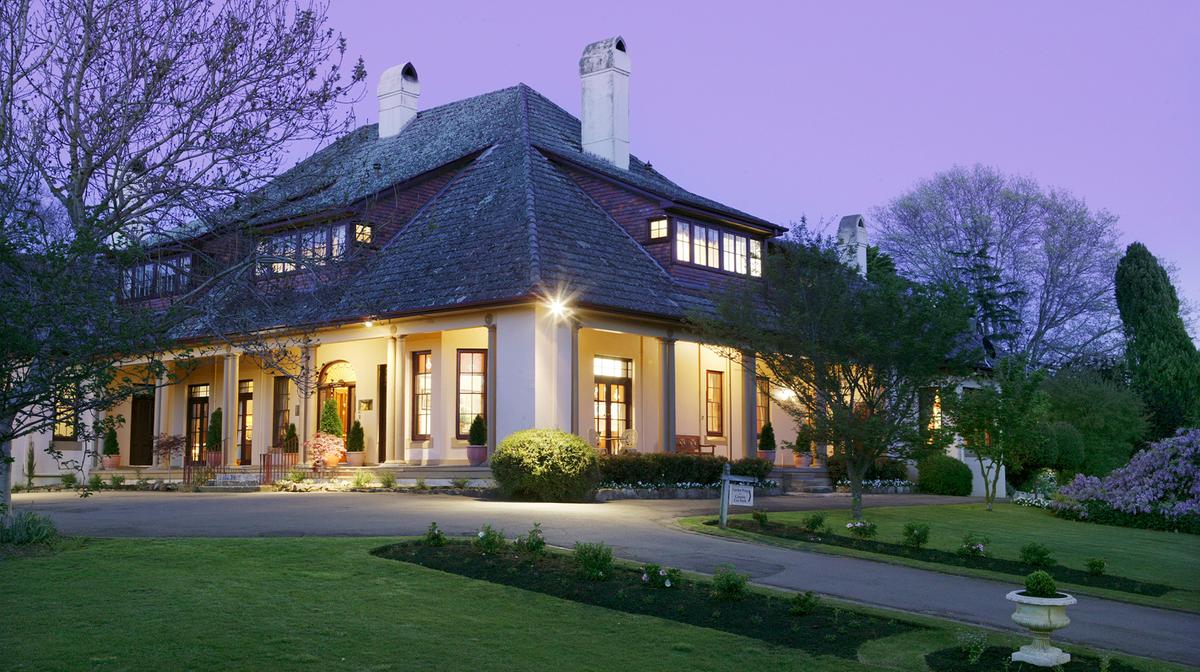 Peppers Heritage Southern Highlands Escape 90 Minutes from Sydney with Dining Credit & Daily Breakfast 