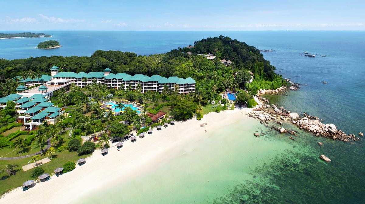  Indonesia Oceanfront Bintan Island Opulence with Private Beach, Daily Breakfast & Nightly Cocktails