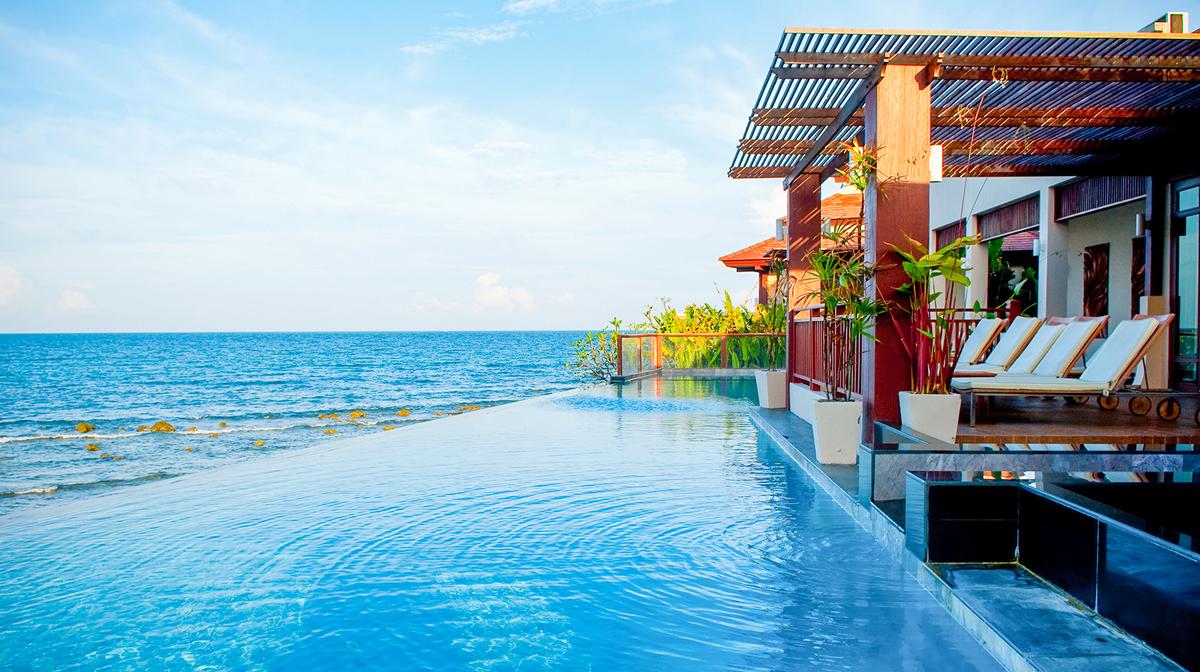 Boutique Oceanfront Koh Samui Escape with All-Inclusive Dining, Nightly Cocktails & Massages