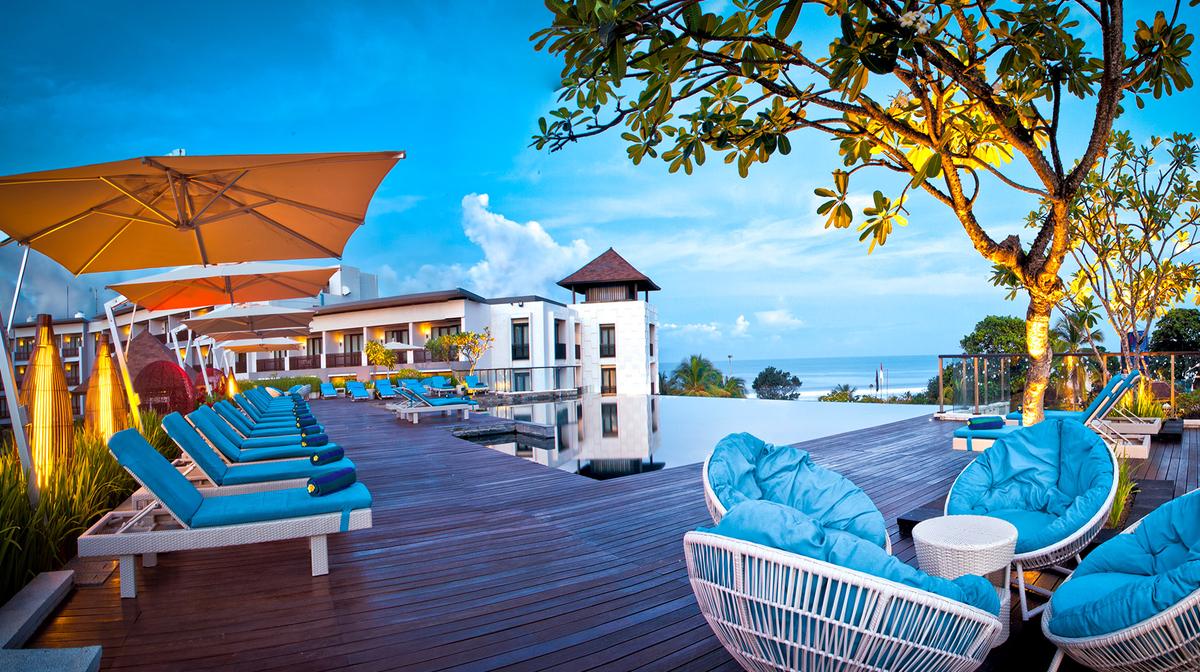 Bestselling Pullman Bali Beachfront Resort with Daily Breakfast, Nightly Cocktails & Massages