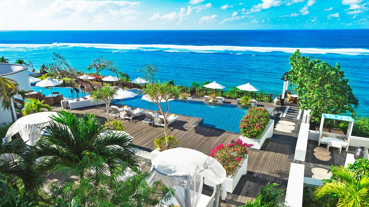 Five-Star Clifftop Nusa Dua Escape with Private Beachfront