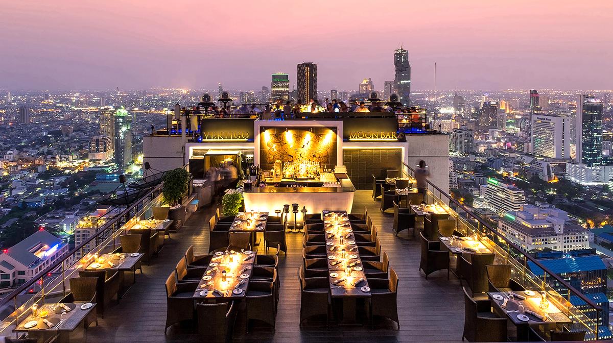  Sky-High Central Bangkok Luxury with Daily Breakfast, Nightly Drinks & Club Lounge Access