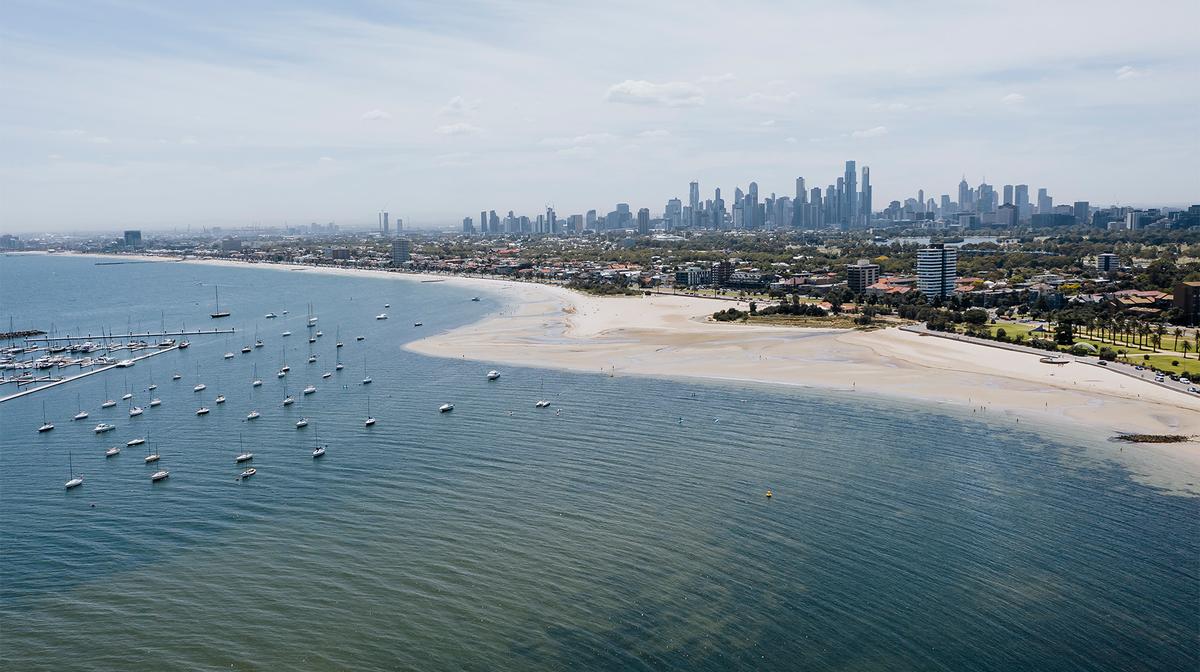 Coastal Melbourne Escape Minutes from St Kilda Beach with Daily A$25 Dining Credit