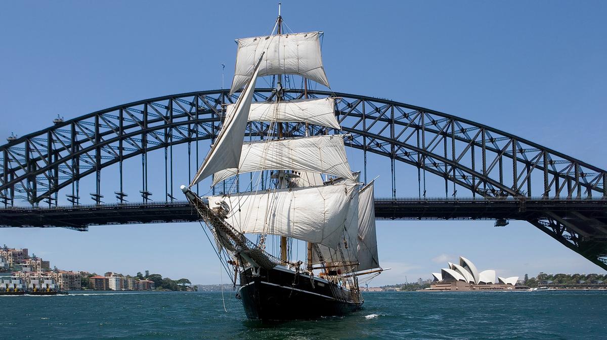 Sydney: Immerse Yourself in a Historical Convict, Castles & Champagne Cruise on Sydney Harbour