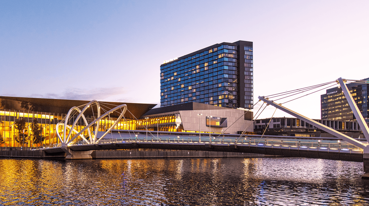 Award-Winning Pan Pacific Melbourne Luxury Hotel with Daily Breakfast & Daily Dining Credit
