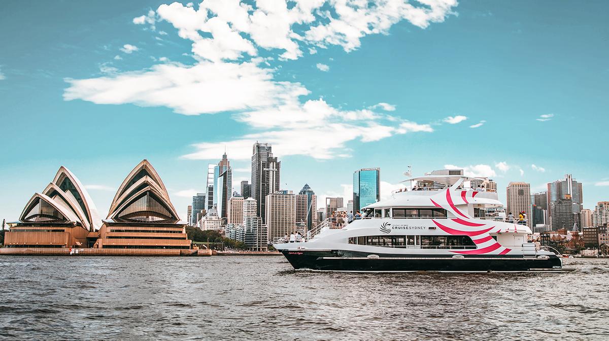 Sydney: Two-Hour Darling Harbour Cruise with Two-Course Lunch & Glass of Bubbles