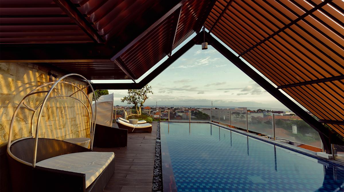 Grand Opening: Seminyak Escape with Daily Breakfast, Nightly Cocktails & Rooftop Pool