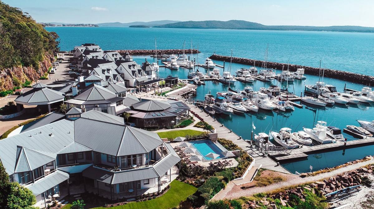 Hamptons-Style Port Stephens Waterfront Escape with Daily Sparkling Wine Breakfast & Two-Course Lunch