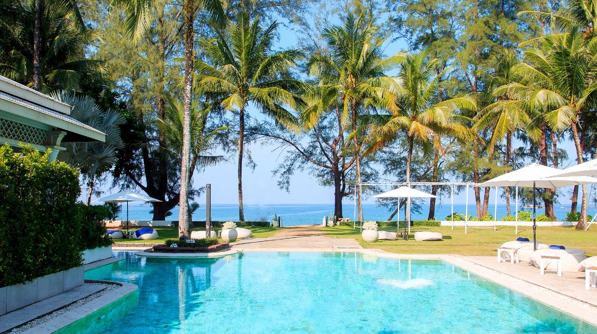 Secluded Khao Lak Beachfront Luxury with Daily Breakfast, Dinner & Cocktails