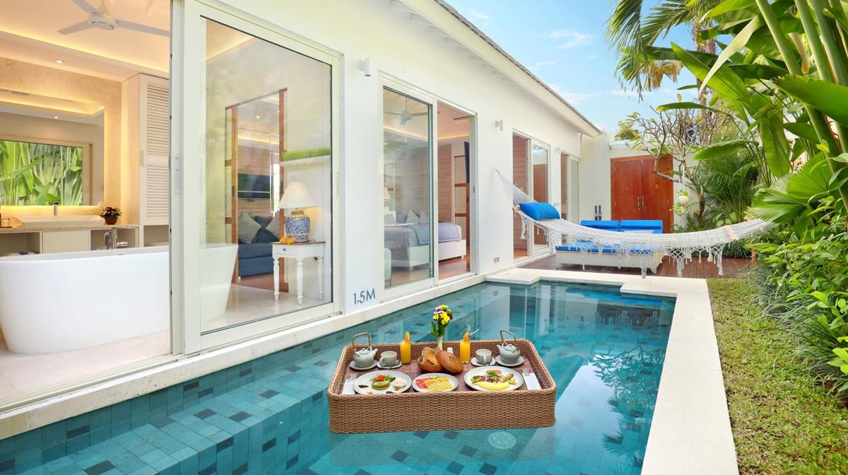 Secluded Seminyak Private Pool Villas with Daily Breakfast & Bucket of Beers