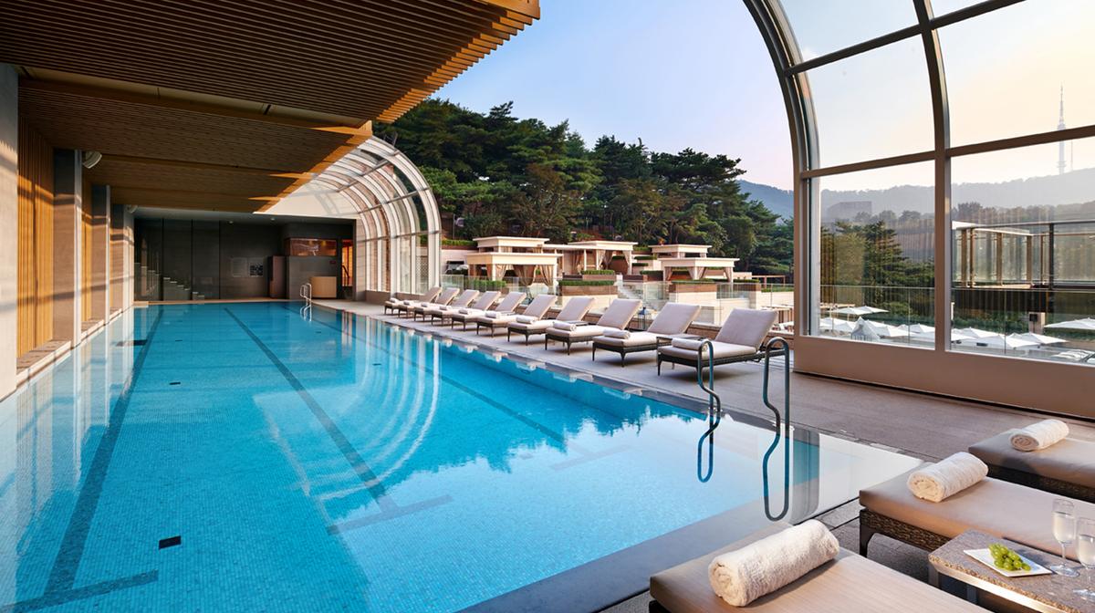 Award-Winning Five-Star Seoul Luxury with Three Michelin-Starred Restaurant & Designer Mall