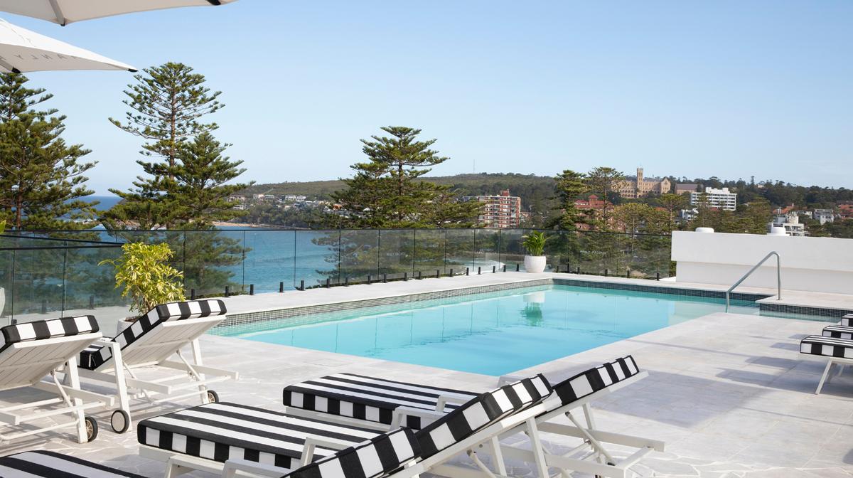 Sydney Waterfront Luxury on Manly Beach with Daily Breakfast, Nightly Cocktails & A$50 Minibar Credit