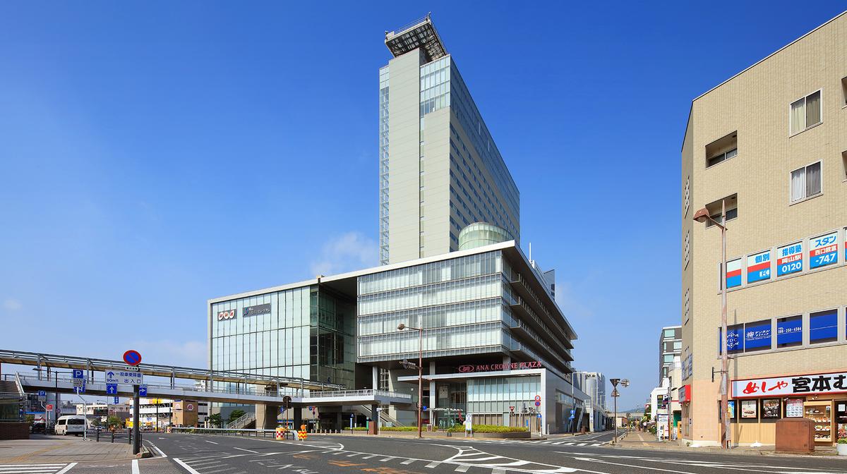 Japan Okayama City Hotel with Rail Access & Rooftop Bar